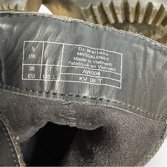 Dr. Martens Magdalena II Velvet Platform Ankle Boots Black US 7 UK 5 - Picture 8 of 8